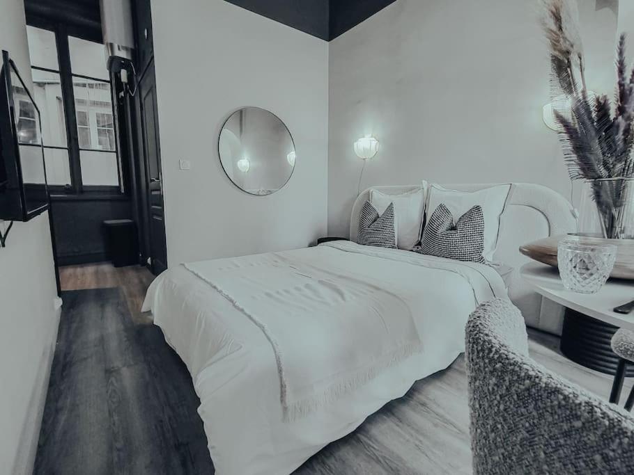 Suite Opium Lyon Ngoại thất bức ảnh