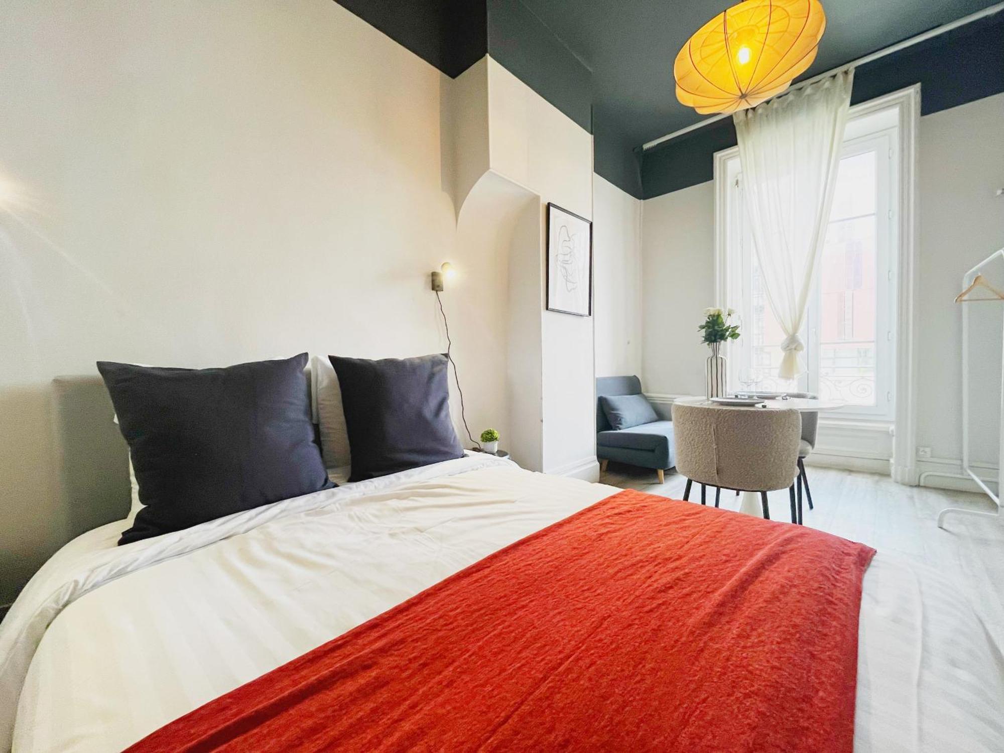 Suite Opium Lyon Ngoại thất bức ảnh