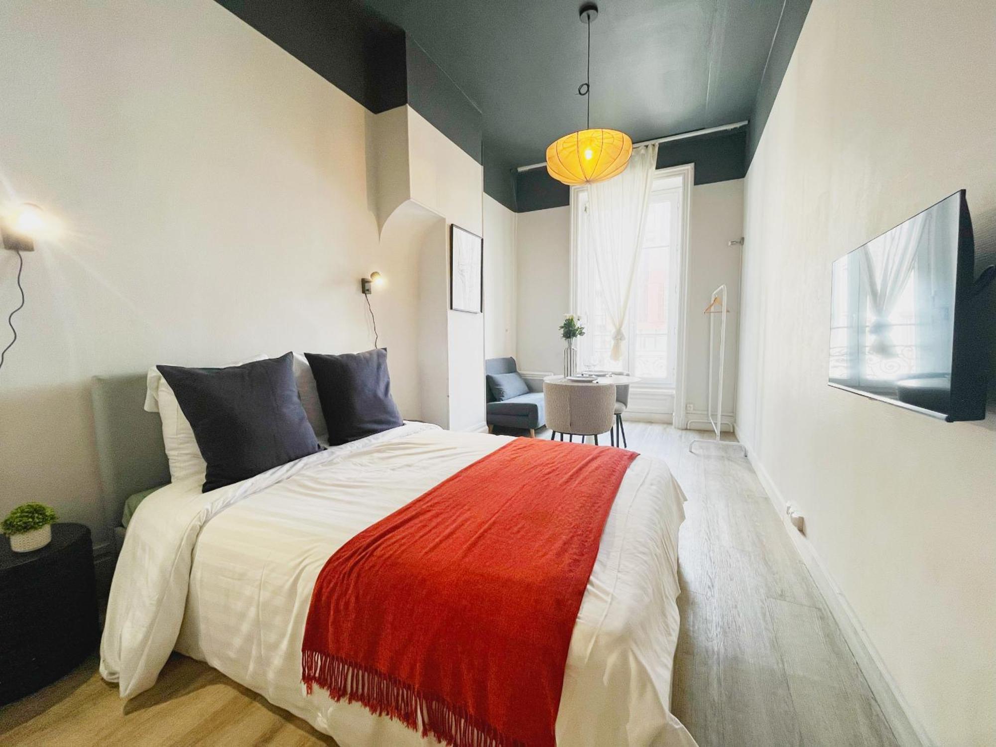 Suite Opium Lyon Ngoại thất bức ảnh